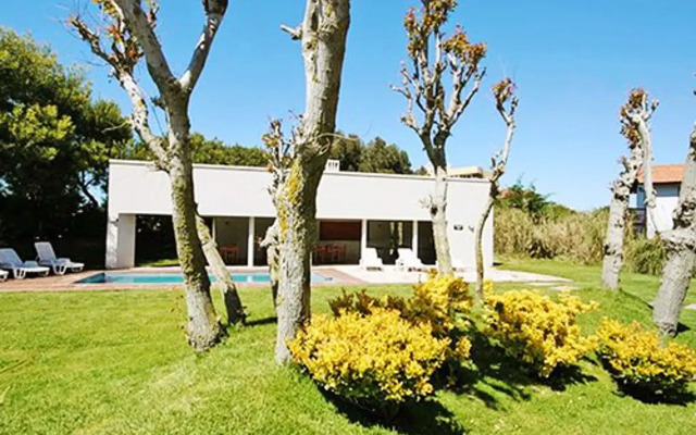 Edificio Arena PBB - Club Carilo Playa