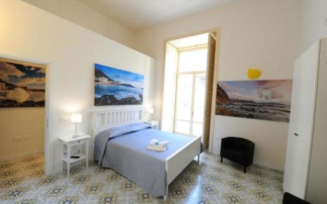 Infinito Salerno Guesthouse