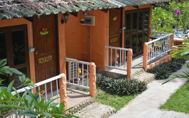 Baansuan Tayida Resort  Homestay