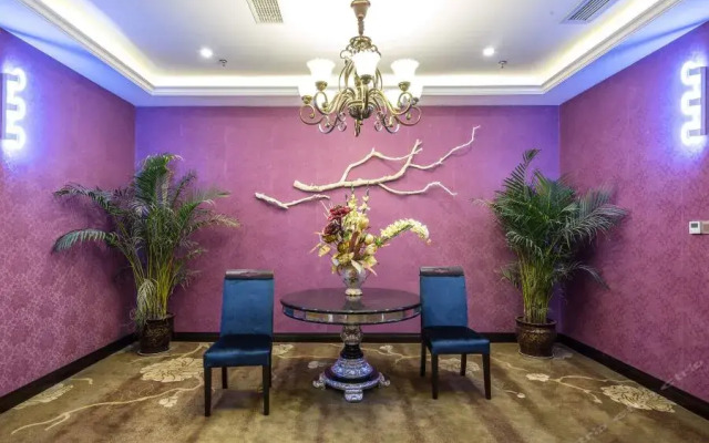 Yujin Hotel