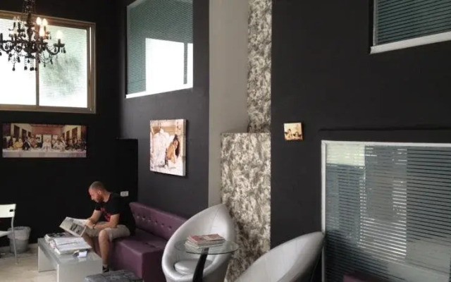 Black&Wild Boutique Hostel