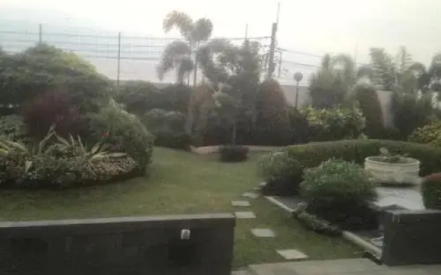 Intan Apartemen Margonda Residence 4