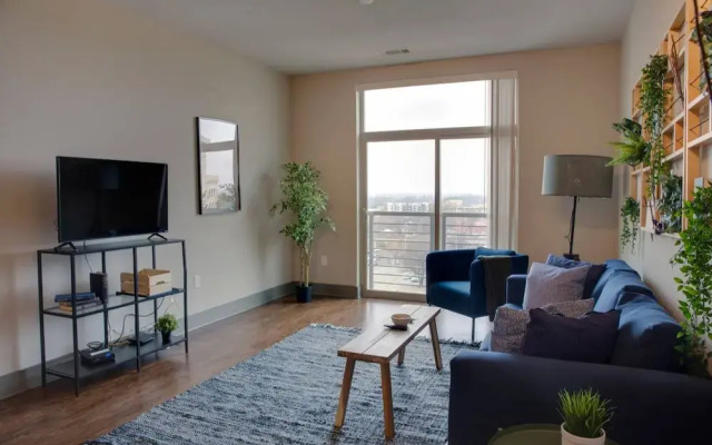 Uptown's Finest 1BR Apt Near Ballpark
