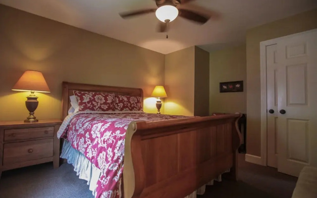 Couples Paradise - Hocking Hills