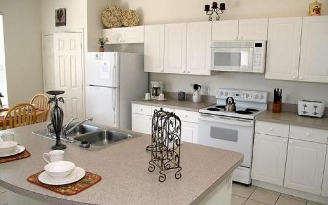 2216 Wyndham Palms way