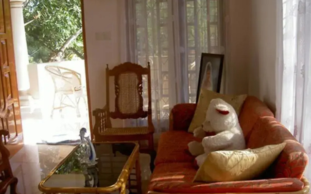 Negombo House