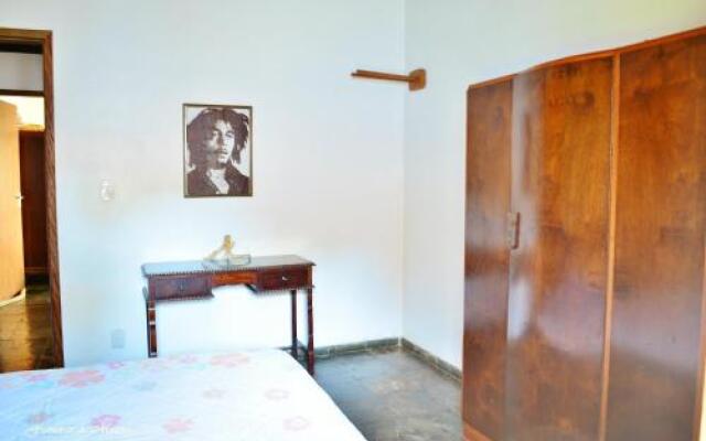 Noemia Brazil - Cama e Café