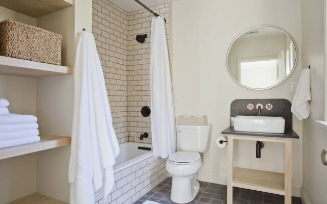 onefinestay Serrano Avenue private home