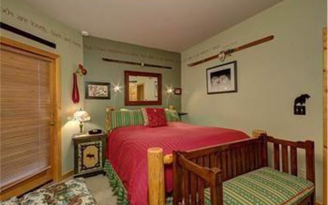 Fawn Grove by Alpine Ski Properties