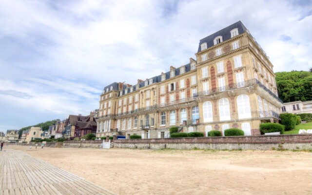 Les Roches Noires - INH 30994