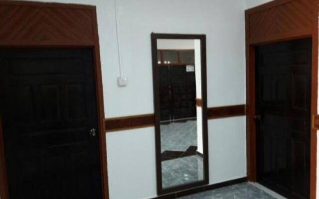 Nur Muslim 3 Homestay At Kota Bharu
