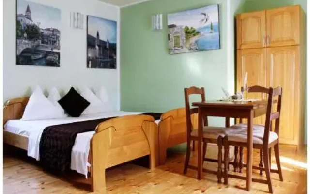 Apartments Mirkec