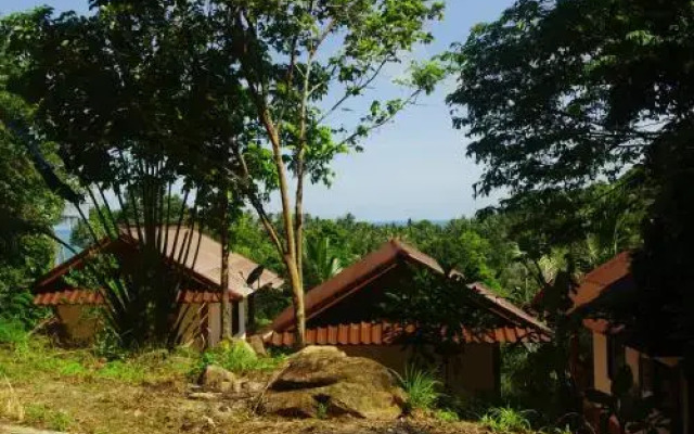 Le Balcon, Haad Yao.