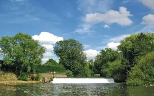 Weir Caravan Park