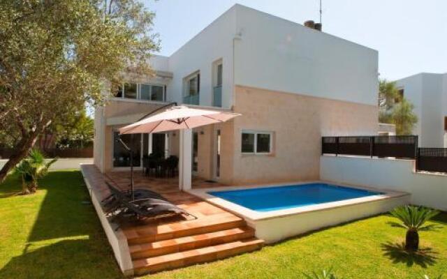 Villa Ferrera Select B