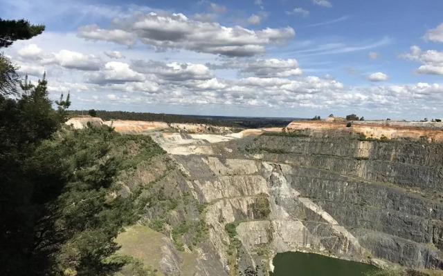 Oak Tree Barn Bridgetown