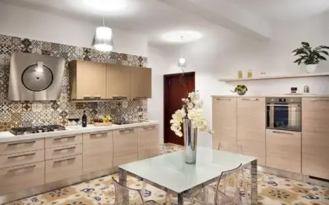 Caruso 2 Sorrento Urban Beta