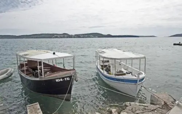 Holiday Home Listeši 1
