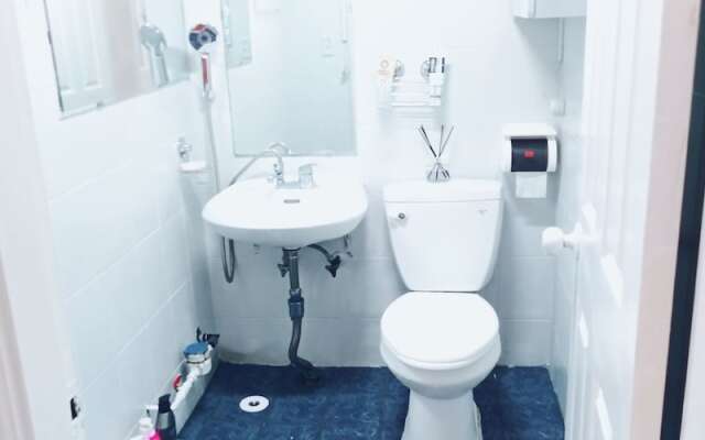 K-girl Guesthouse 2 - Caters to Women