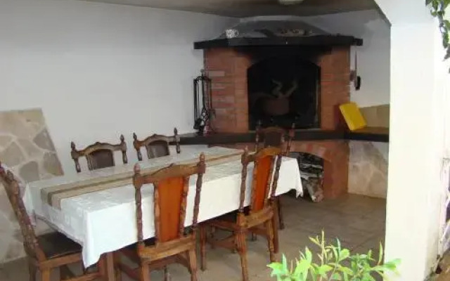 Studio Apartments Kuljiš
