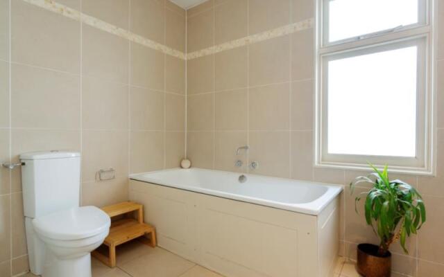 Veeve 5 Bed Family Home Durham Road Wimbledon