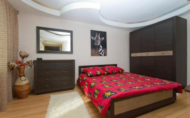 Luxrent на Печерске