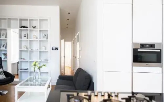BizStay Embassy Apartments