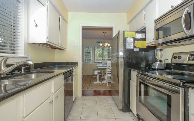 2311 Racquet Club Villas