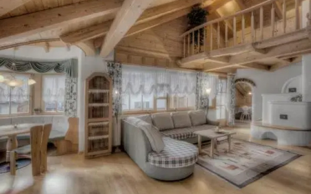 Alexander Mountain-Lodge
