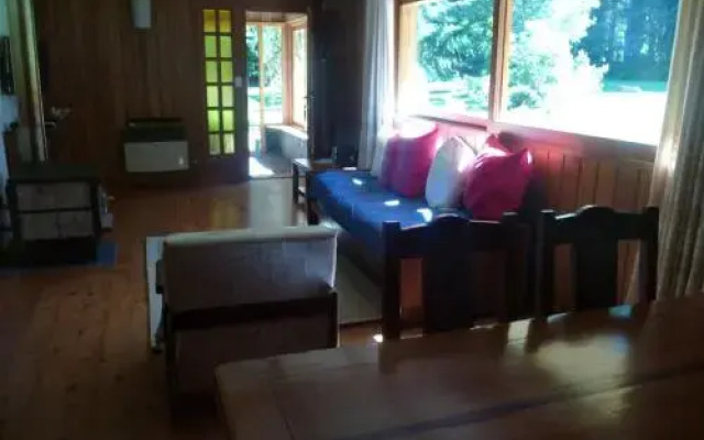 Cabaña La Cumeleña