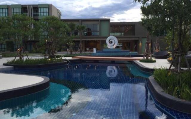 Lumpini Park Beach Cha-Am by Sopida