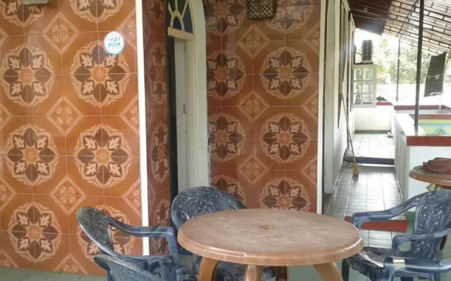 Lion Inn Guest House