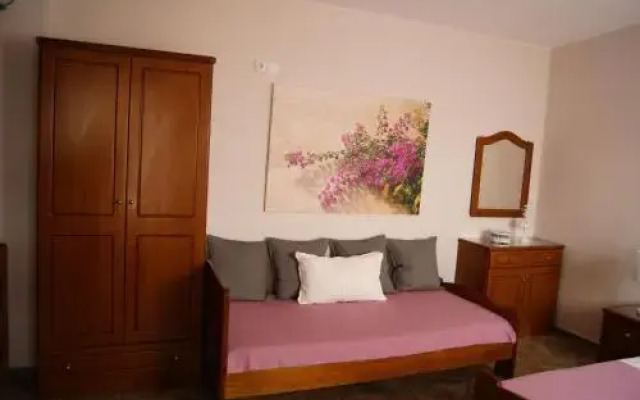 Stella Studios