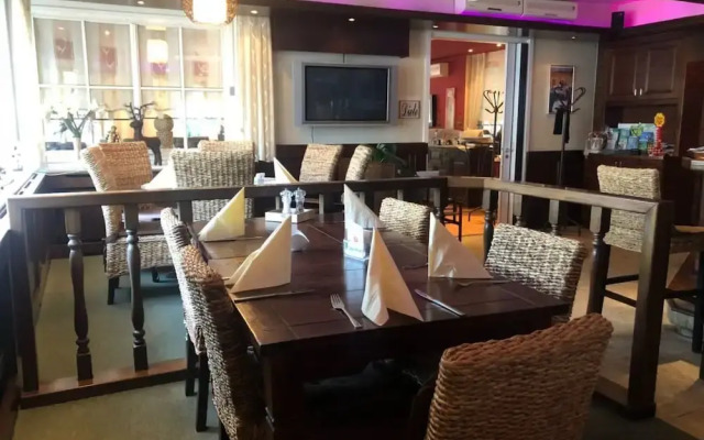 Hotel Restaurant Mylos