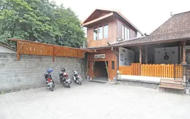 RedDoorz near Alun Alun Selatan 3