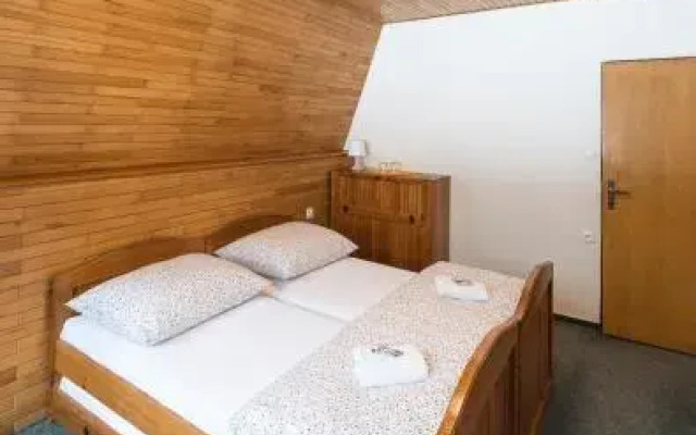 Rekreační areál Pod Šaumburkem