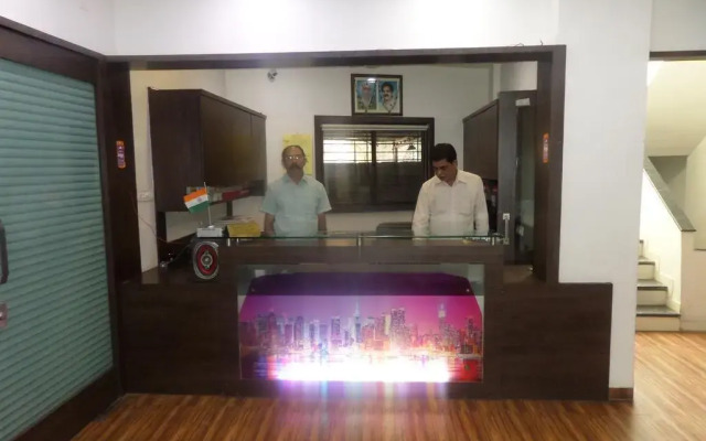 Hotel New Punjab