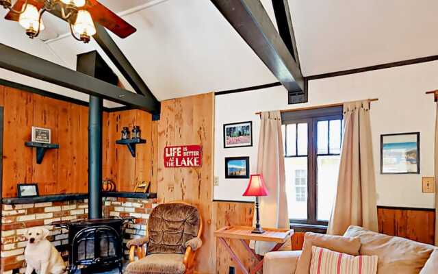 637 Talmadge Road Cabin