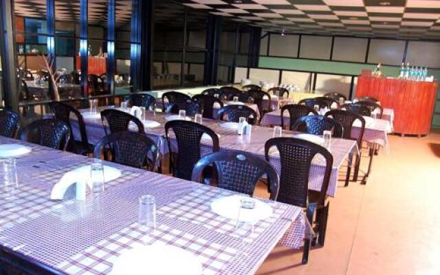 Hotel Club9 Holidays