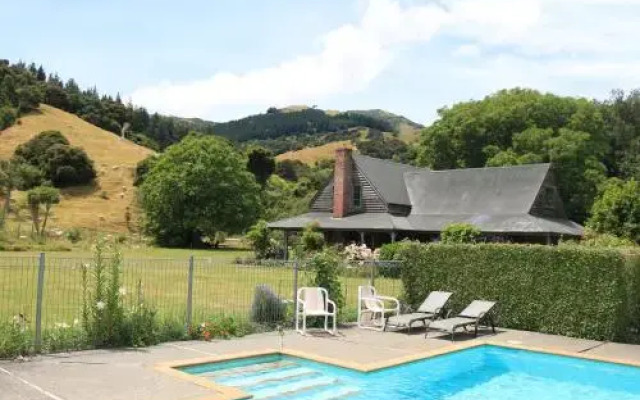 Akaroa Country House