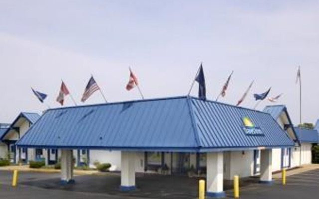 Days Inn Hotel & Conference Center - Meadville