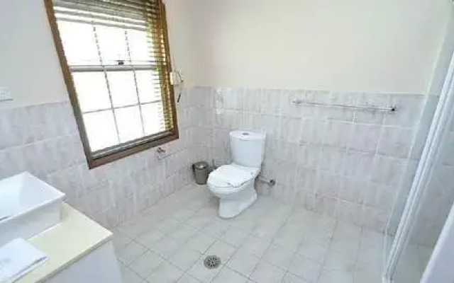 Castle Hill 60A Gil Furnished Apartment