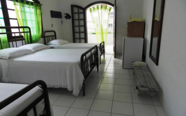 Praia Canto do Forte Guest House