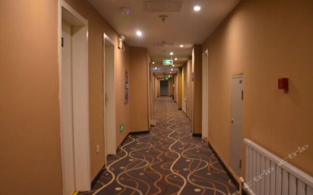 7天连锁酒店(营口客运站万达广场店)