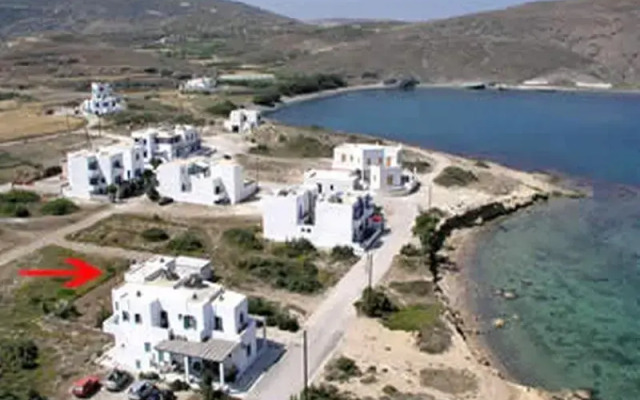 Anemoessa Rooms & Studios