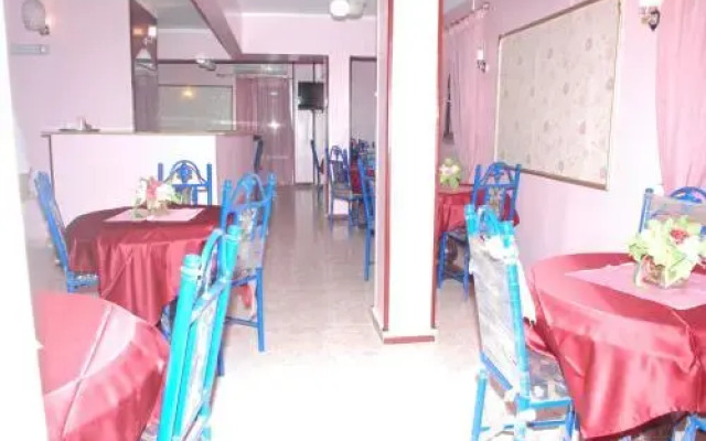 Holiday Home Hotel
