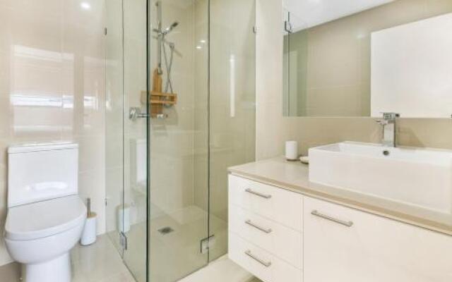 Salt 13 Luxury Apartment