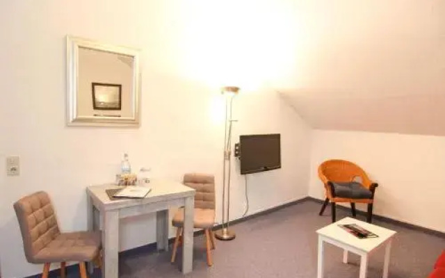 Kapitaenshaus-Lassen-Zimmer-Blanker-Hans