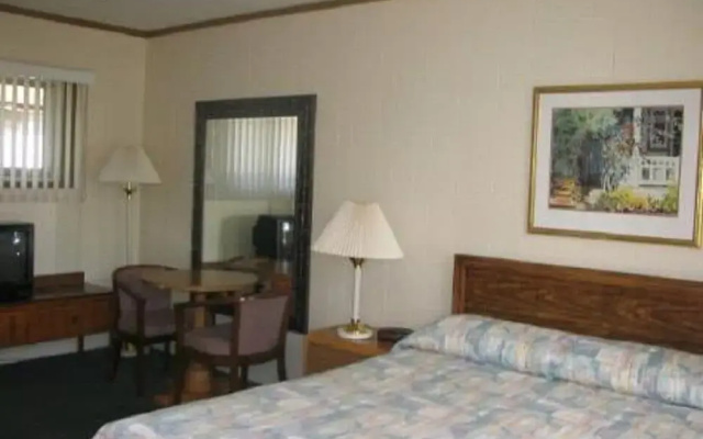 Wasaga Beach Inn And Cottages
