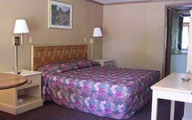 Knights Inn Rossford